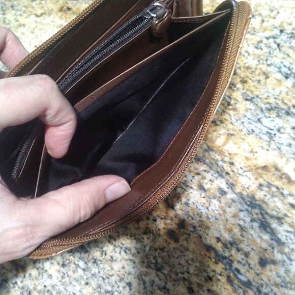 Brighton Croc Pebble Leather Full Zip Wallet Brown Clutch 8" Long - Picture 4 of 9